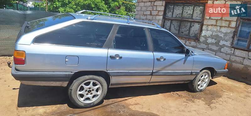 Универсал Audi 100 1987 в Балте