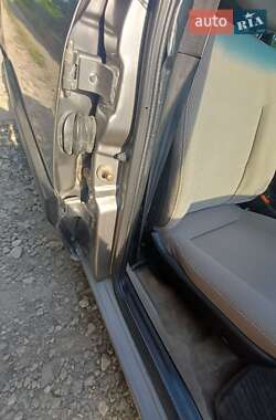 Седан Audi 100 1988 в 