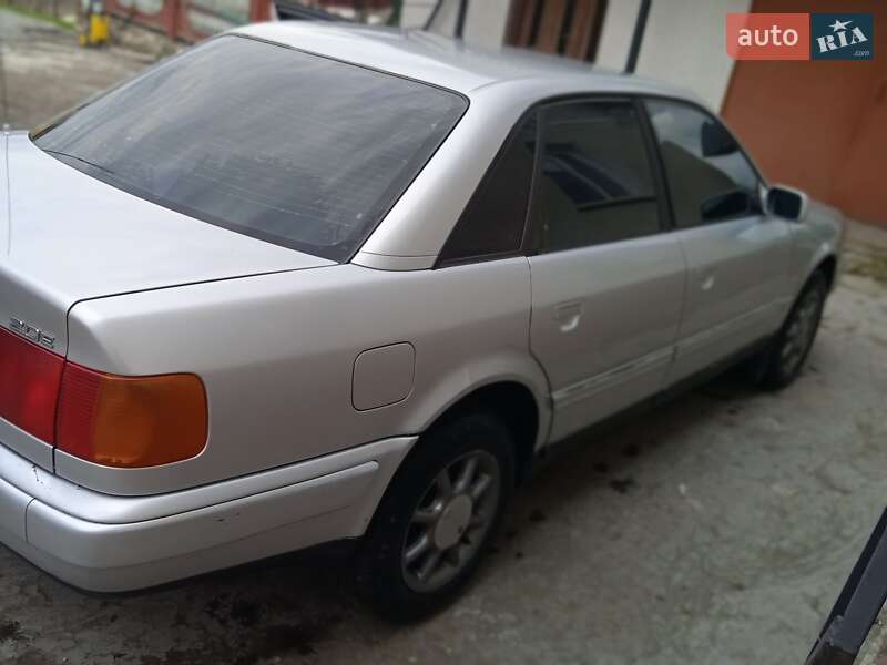 Седан Audi 100 1992 в Тернополі