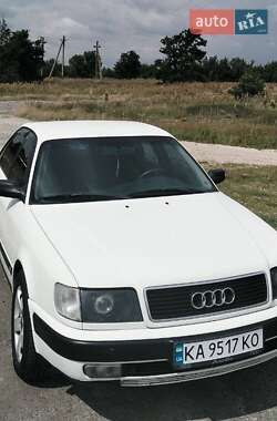 Седан Audi 100 1993 в Зарічному