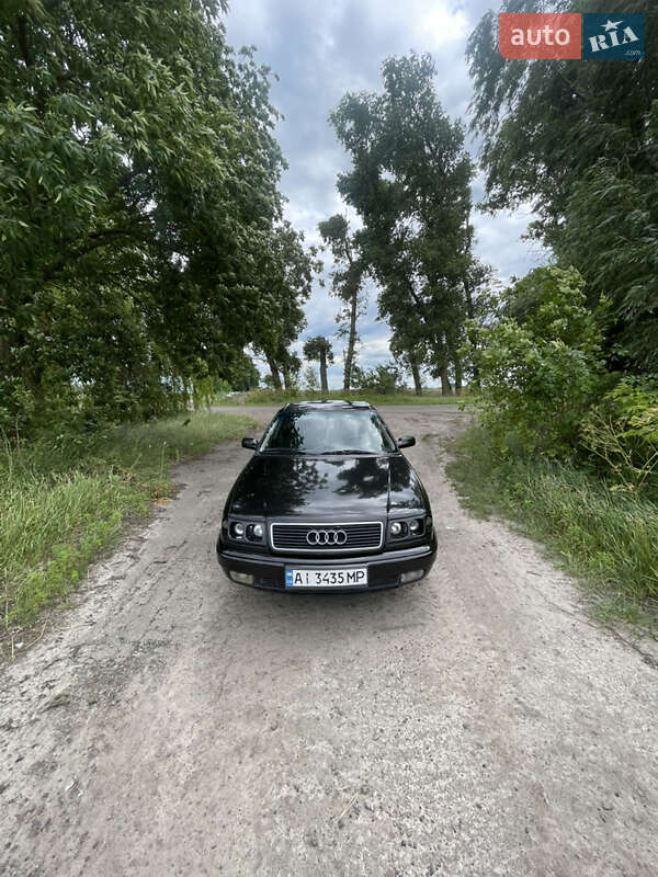 Седан Audi 100 1992 в Броварах