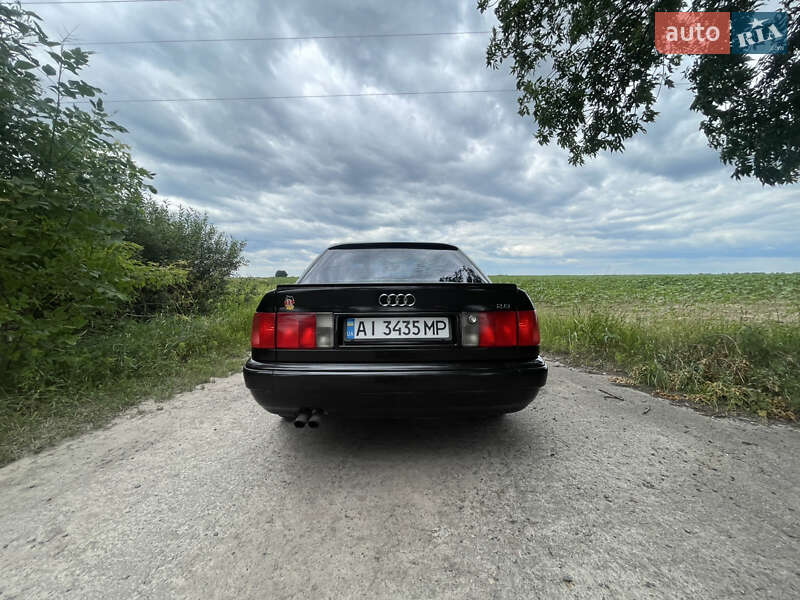Седан Audi 100 1992 в Броварах