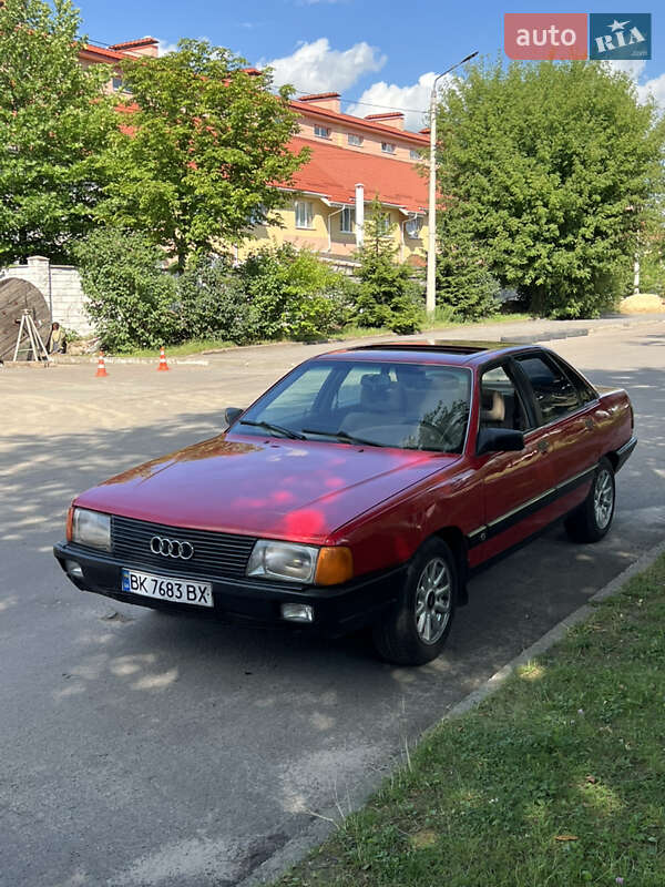 Audi 100 1990