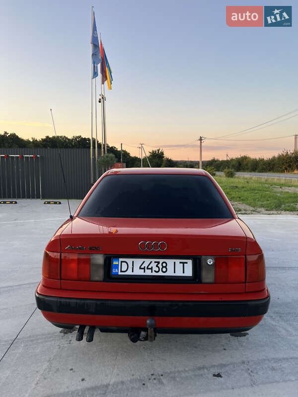 Седан Audi 100 1992 в Борщеве