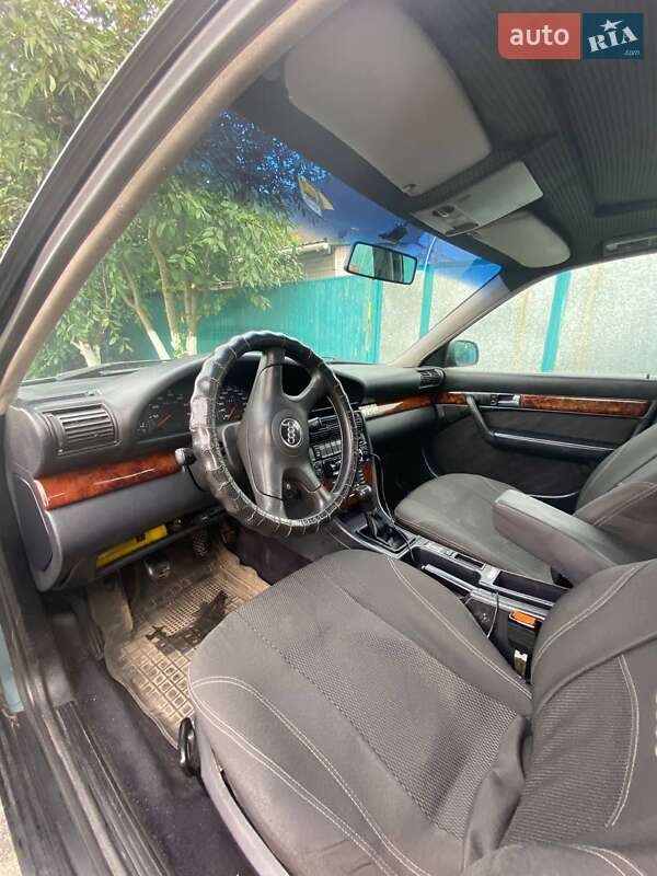 Седан Audi 100 1994 в Макарові
