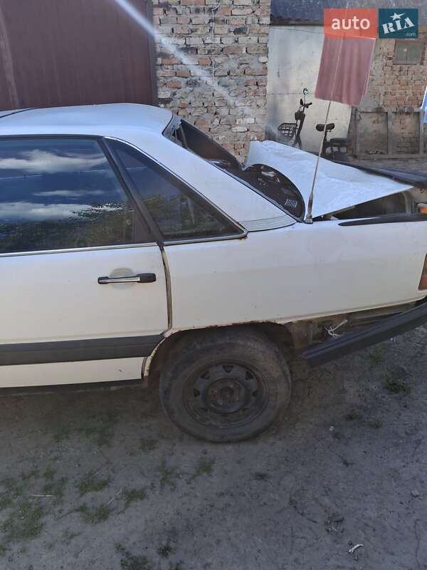 Седан Audi 100 1986 в Луцке фото 4 Седан Audi 100 1986 в Луцке