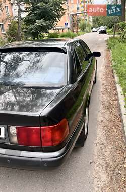 Седан Audi 100 1992 в 
