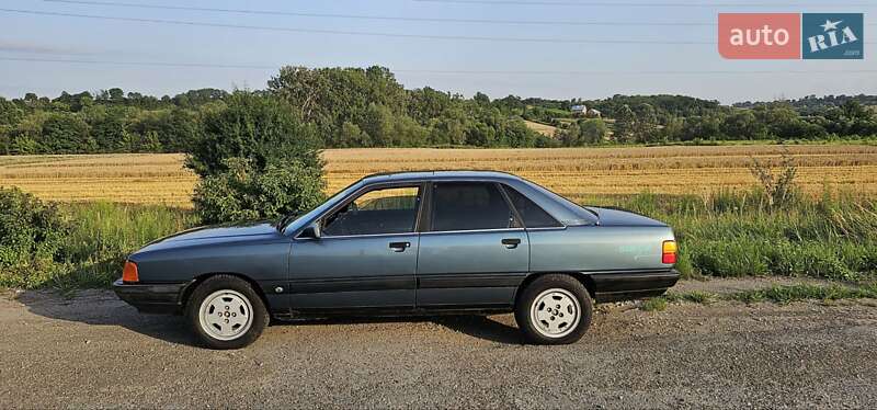 Седан Audi 100 1988 в Черновцах фото 50 Седан Audi 100 1988 в Черновцах