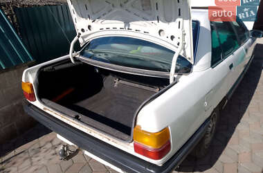 Седан Audi 100 1988 в  фото 2 Седан Audi 100 1988 в