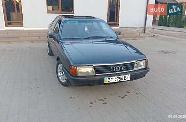 Седан Audi 100 1988 в Берестечку