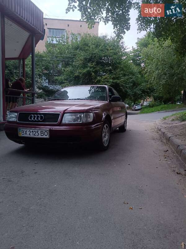 Седан Audi 100 1993 в Хмельницком
