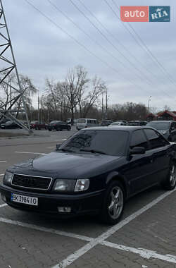 Седан Audi 100 1992 в Ровно