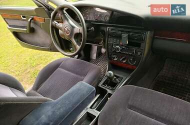 Седан Audi 100 1992 в 