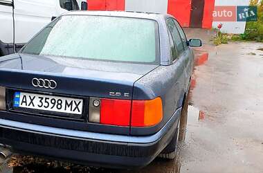 Седан Audi 100 1990 в 