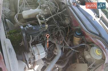 Седан Audi 100 1990 в 