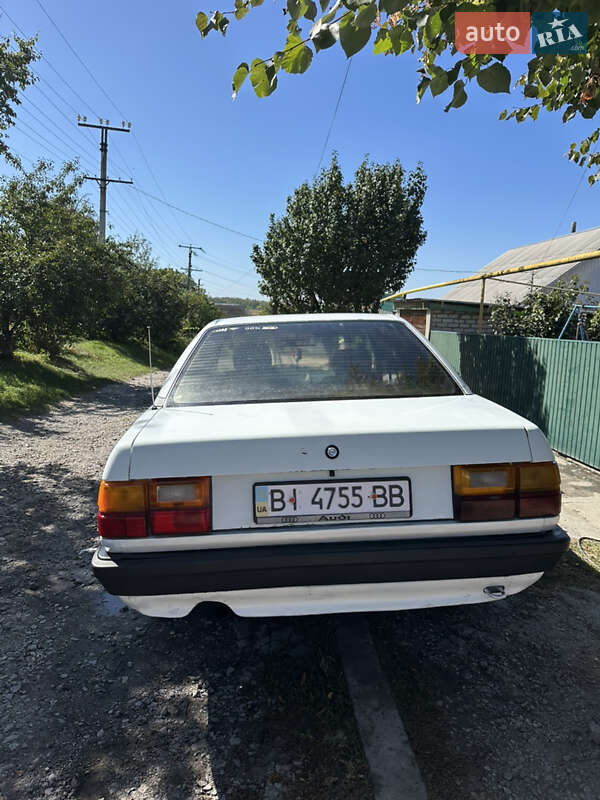 Седан Audi 100 1986 в Светловодске фото 4 Седан Audi 100 1986 в Светловодске