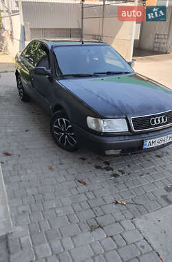Седан Audi 100 1993 в 