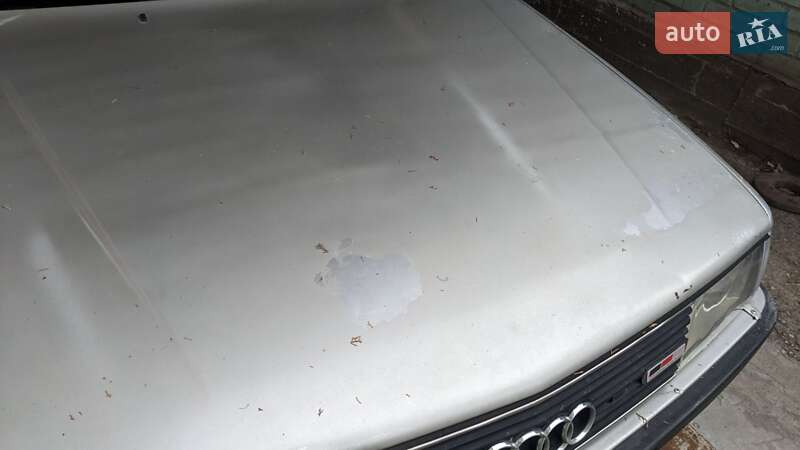 Седан Audi 100 1985 в Запорожье