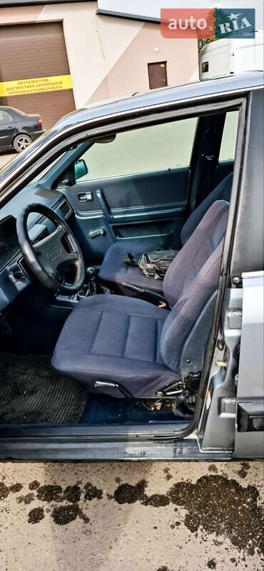 Седан Audi 100 1988 в Сумах