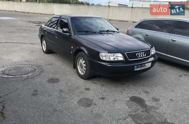 Седан Audi 100 1993 в 