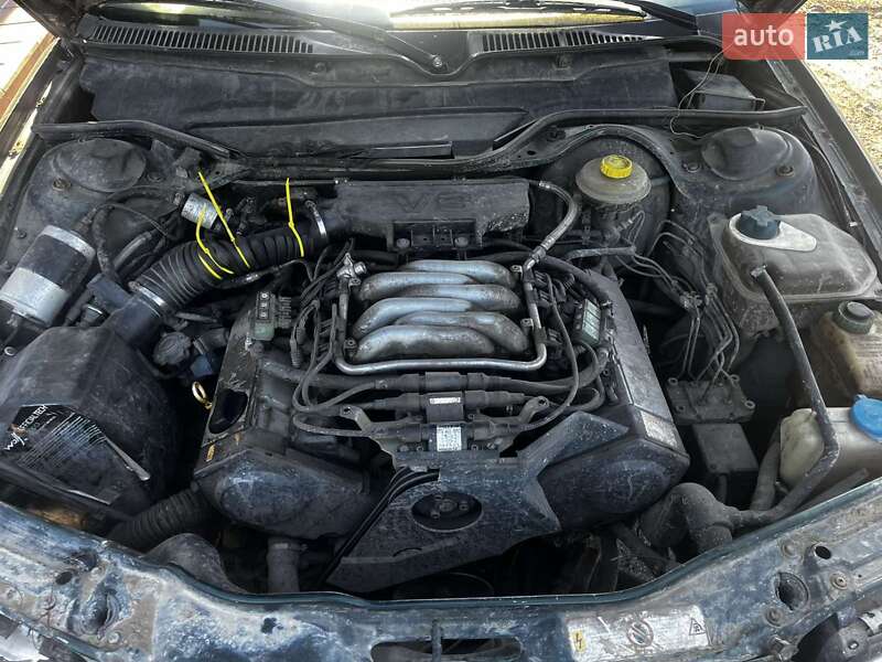 Седан Audi 100 1993 в Бершаді