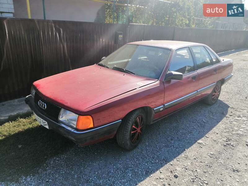 Audi 100 1983