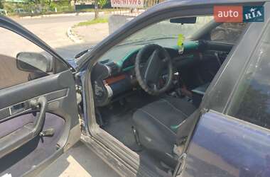 Седан Audi 100 1991 в 
