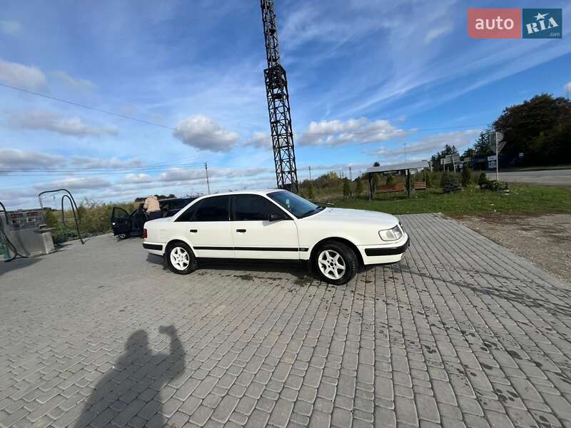 Седан Audi 100 1991 в Борщеві