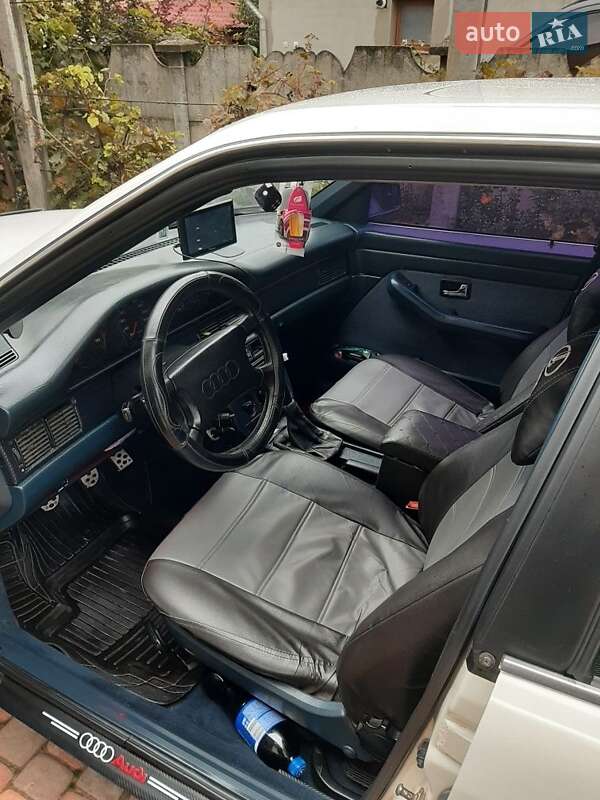 Седан Audi 100 1990 в Чорткові