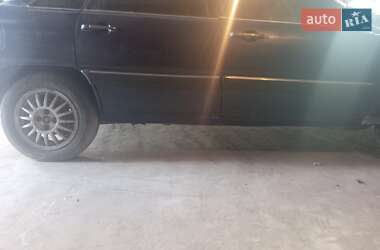 Седан Audi 100 1986 в Гощі