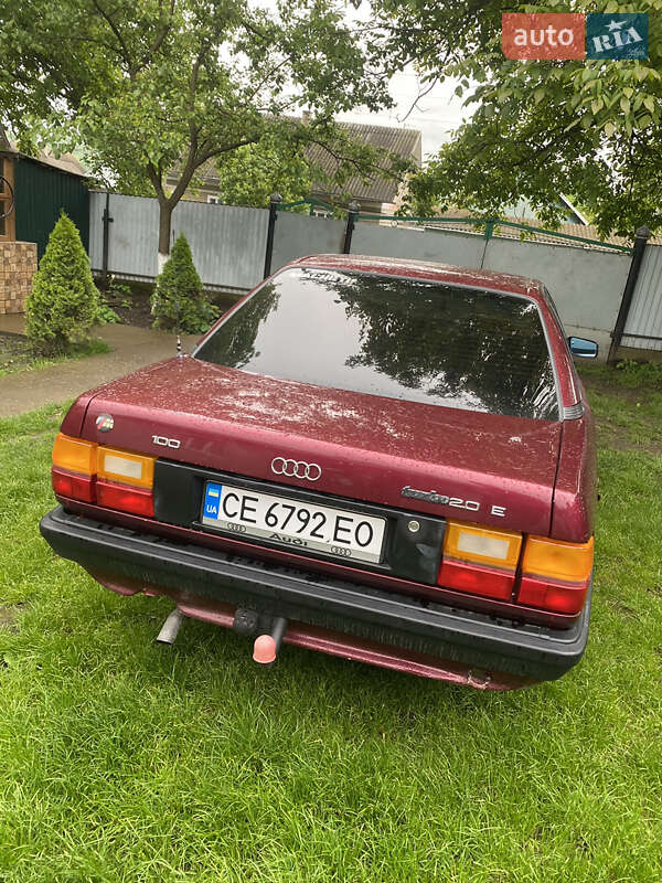 Седан Audi 100 1988 в Черновцах
