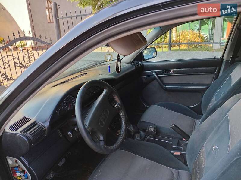 Седан Audi 100 1992 в Залещиках фото 13 Седан Audi 100 1992 в Залещиках