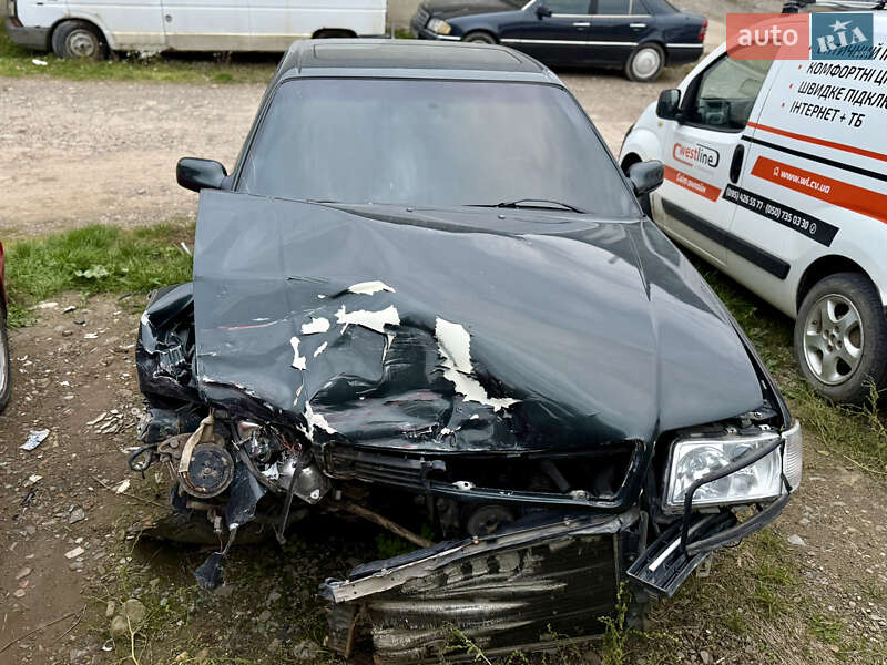 Седан Audi 100 1993 в Чернівцях