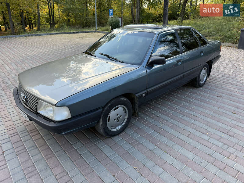 Audi 100 1990