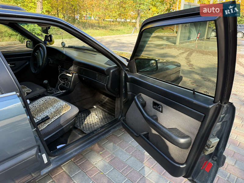 Седан Audi 100 1990 в Ладыжине фото 29 Седан Audi 100 1990 в Ладыжине