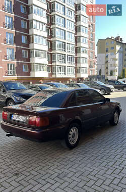 Седан Audi 100 1993 в  фото 4 Седан Audi 100 1993 в