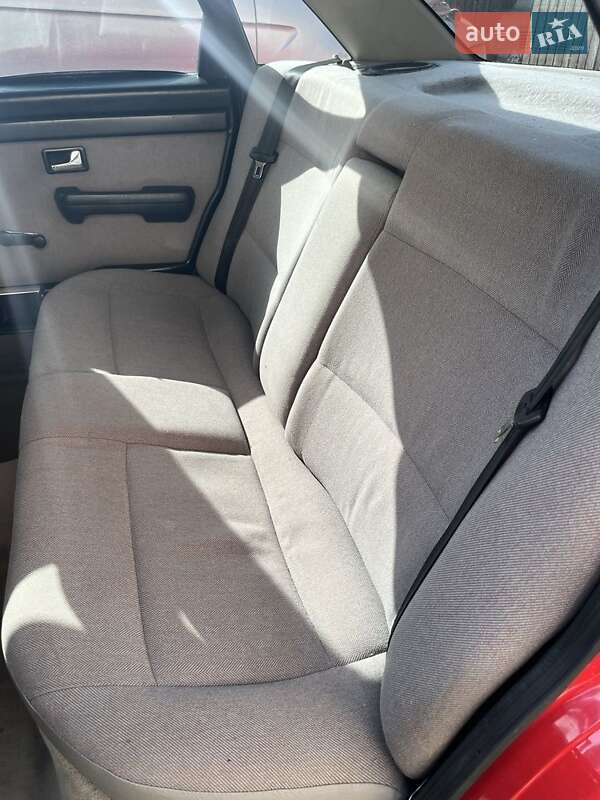 Седан Audi 100 1989 в Шацке фото 9 Седан Audi 100 1989 в Шацке