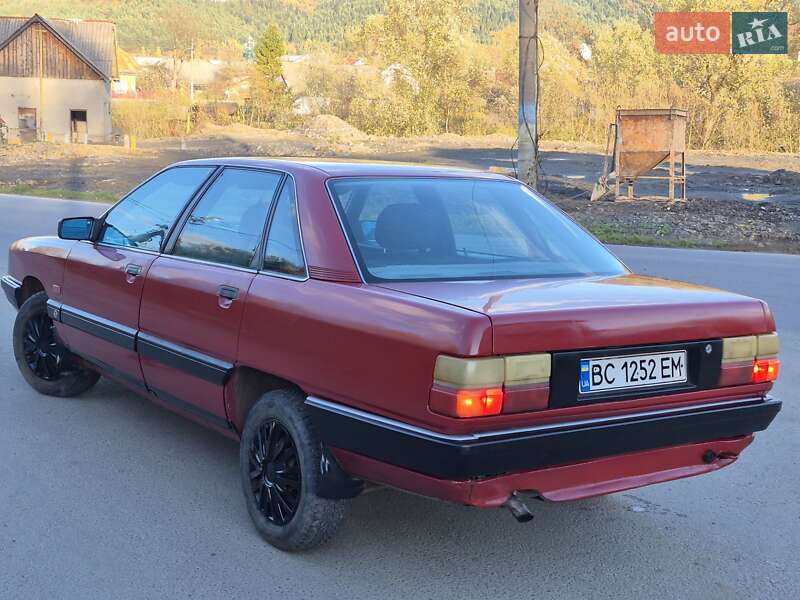 Седан Audi 100 1989 в Турке фото 9 Седан Audi 100 1989 в Турке