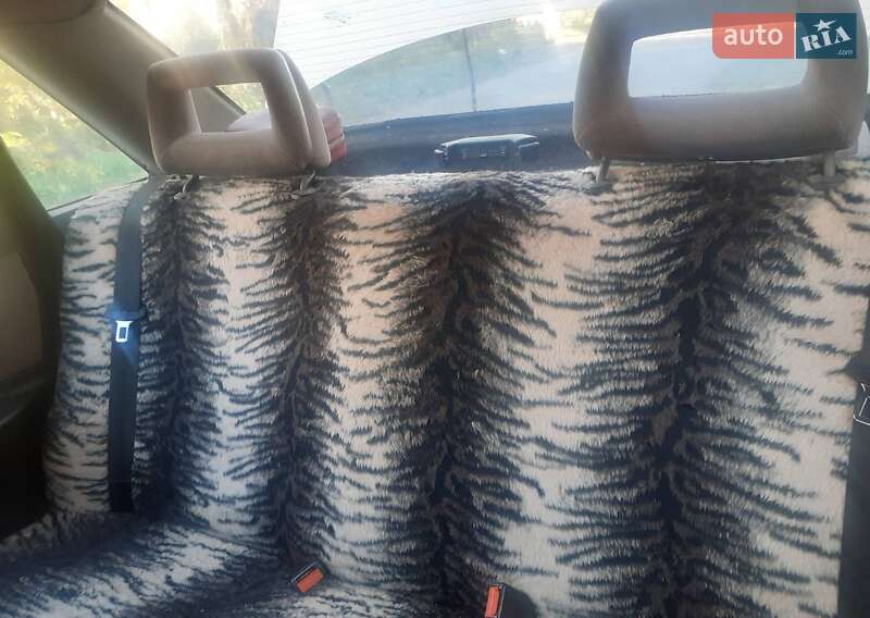 Седан Audi 100 1983 в Ярмолинцах фото 4 Седан Audi 100 1983 в Ярмолинцах