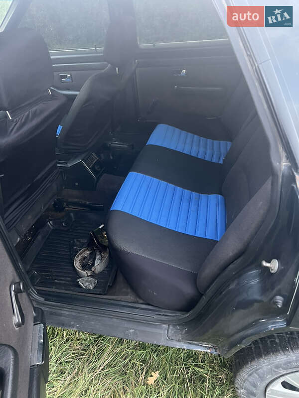 Седан Audi 100 1989 в Копычинце