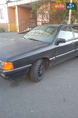 Седан Audi 100 1990 в Києві