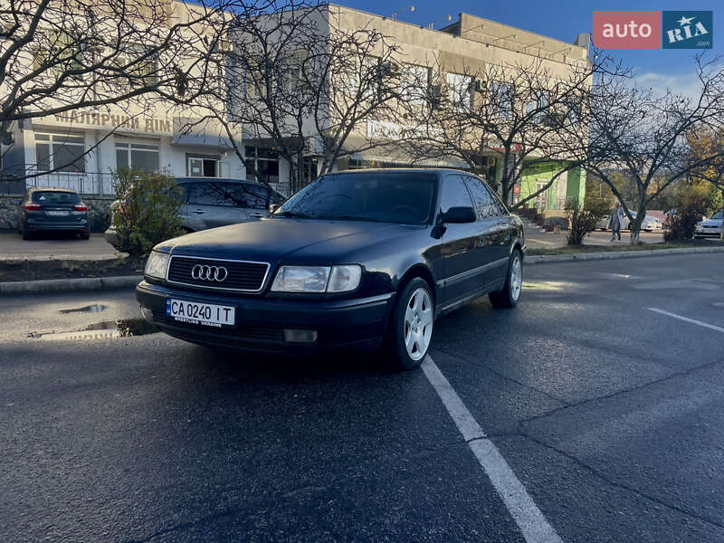 Седан Audi 100 1992 в Черкассах