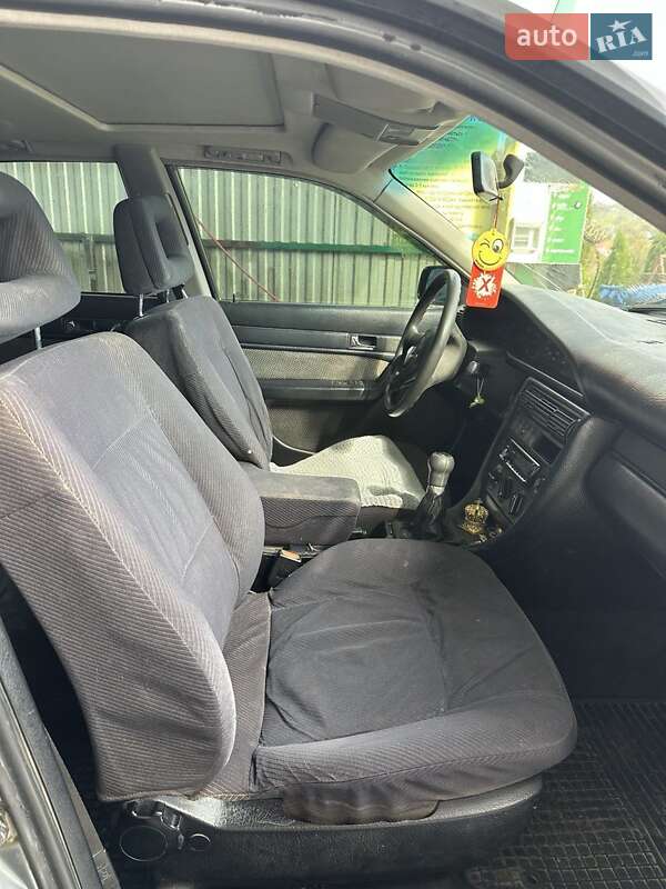 Седан Audi 100 1991 в Черновцах фото 3 Седан Audi 100 1991 в Черновцах