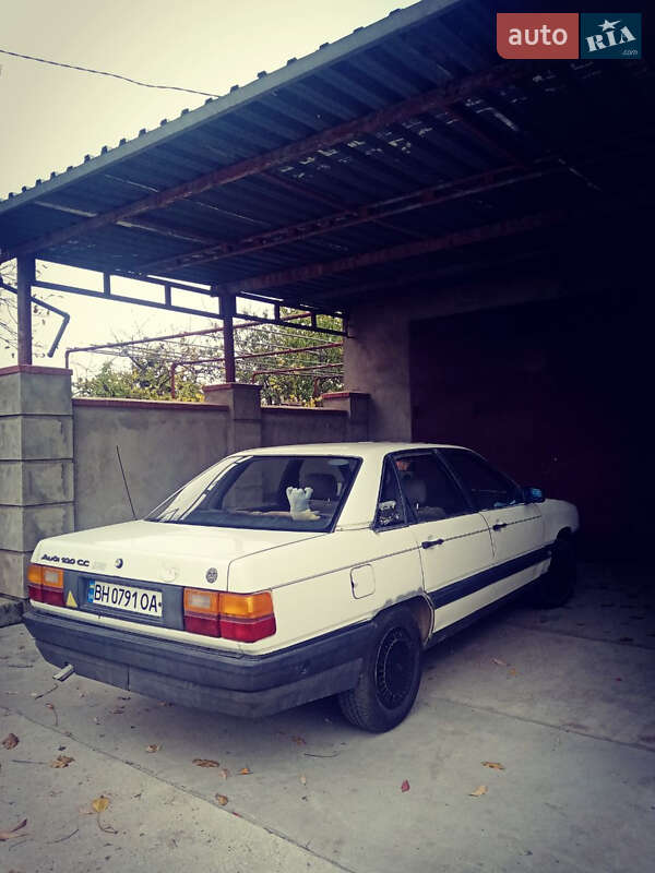 Седан Audi 100 1985 в Одессе фото 3 Седан Audi 100 1985 в Одессе