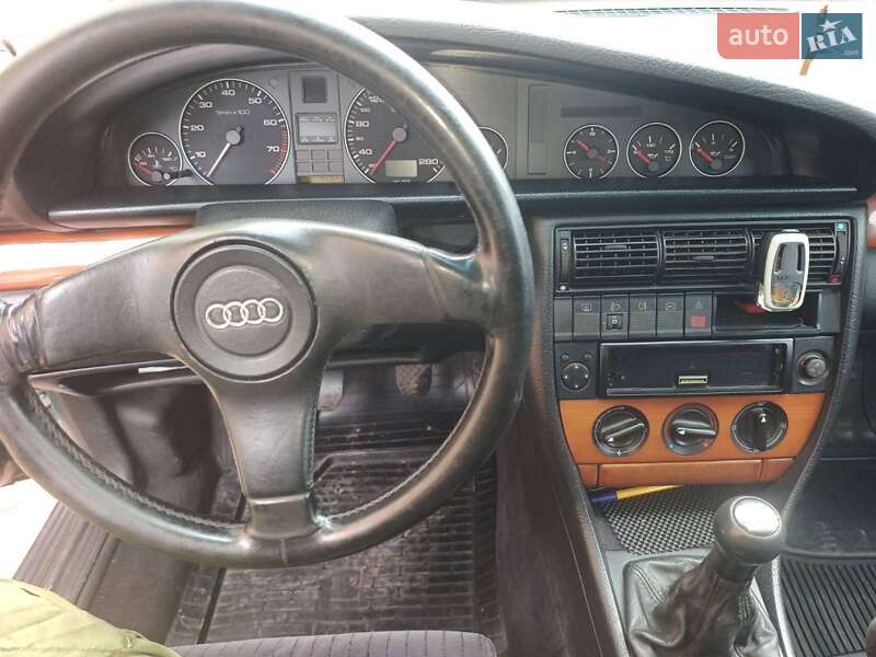Седан Audi 100 1992 в Обухове фото 3 Седан Audi 100 1992 в Обухове