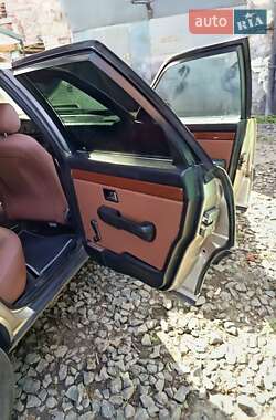 Седан Audi 100 1989 в Луцке