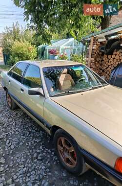 Седан Audi 100 1989 в Луцке