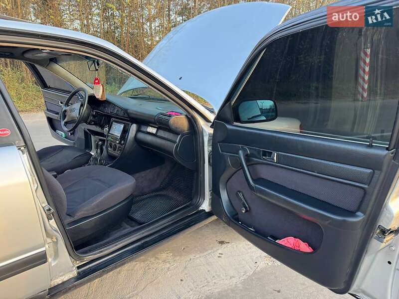 Седан Audi 100 1991 в Славуті фото 5 Седан Audi 100 1991 в Славуті