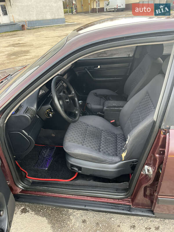 Седан Audi 100 1991 в Бучаче фото 6 Седан Audi 100 1991 в Бучаче