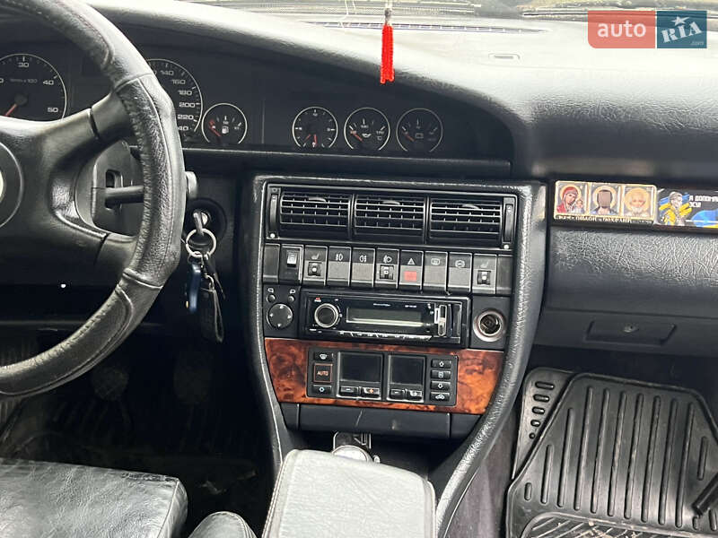 Седан Audi 100 1993 в Хмельницком